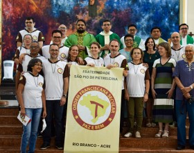 Primeiros irmãos e irmãs Professos na Ordem Franciscana Secular do Brasil - OFS no Acre.