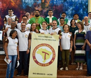 Primeiros irmãos e irmãs Professos na Ordem Franciscana Secular do Brasil - OFS no Acre.
